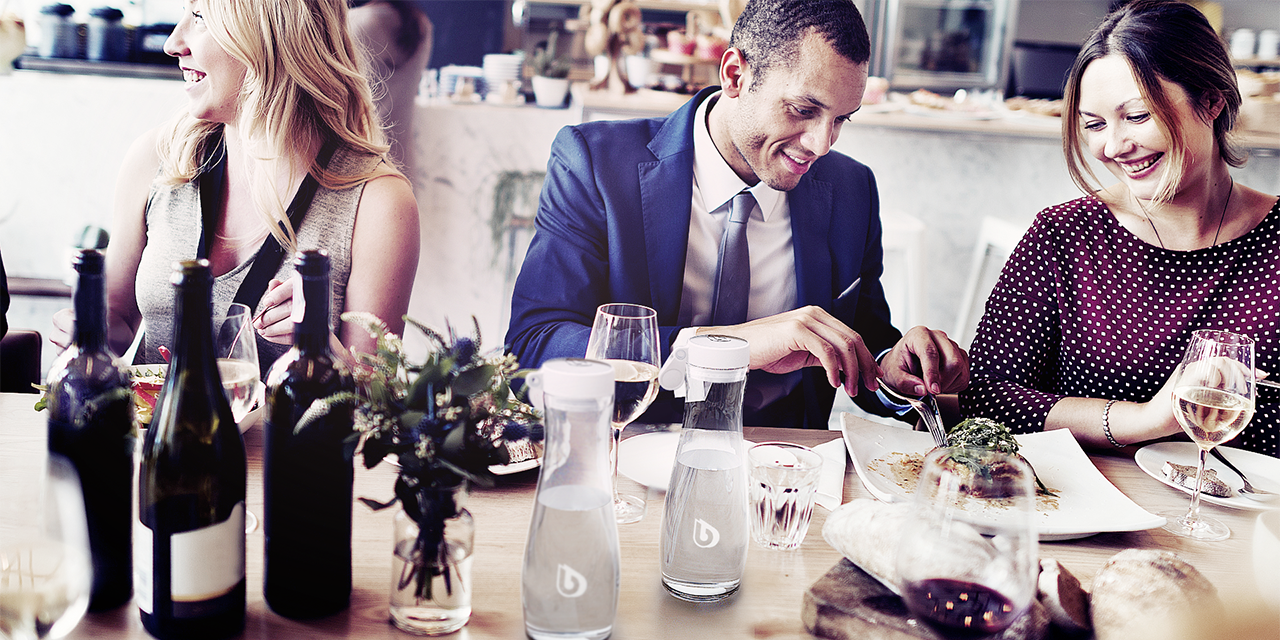 lahve karafy sklenice