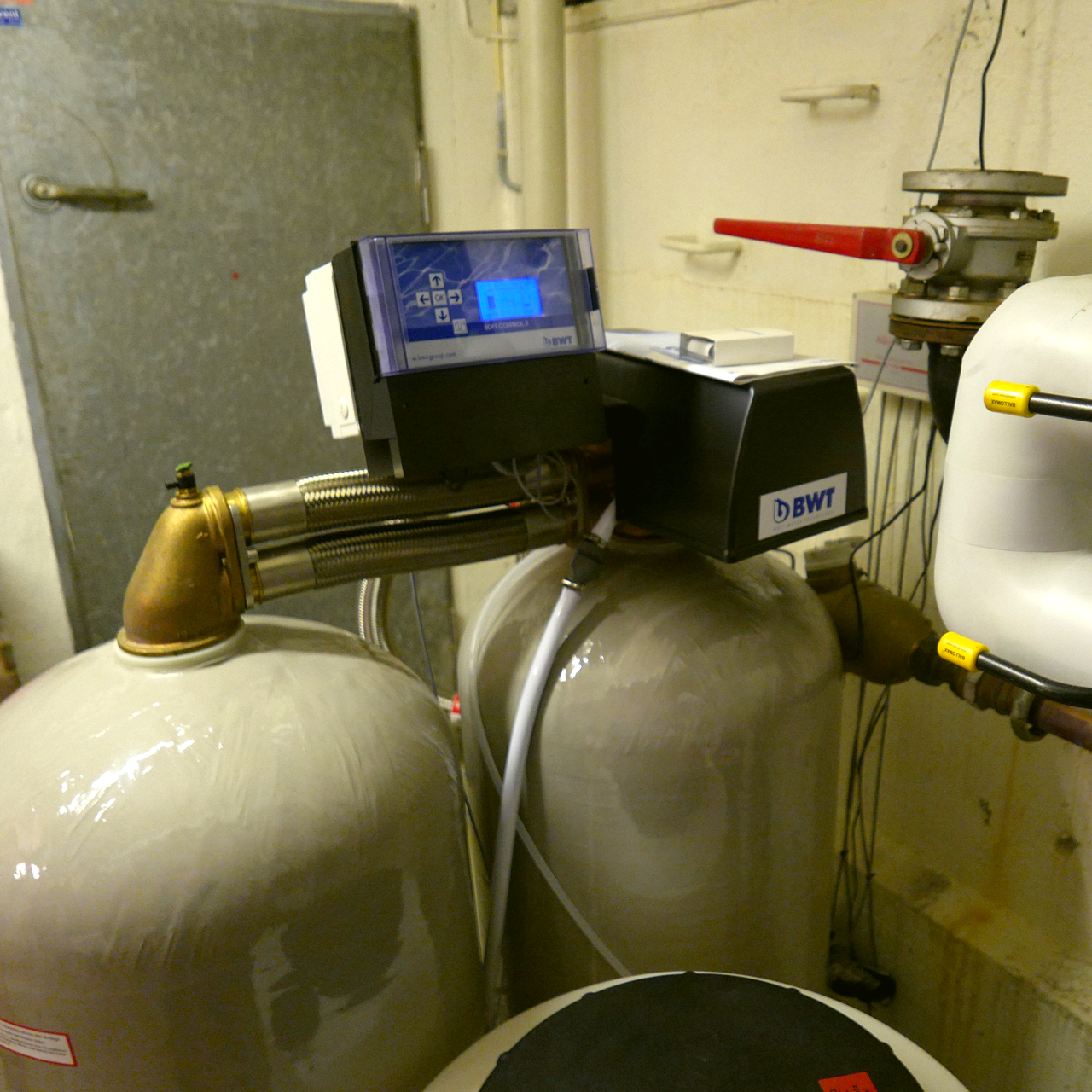 Akademisk-boldklub-bwt-bloedgoeringsanlaeg_1280x1280