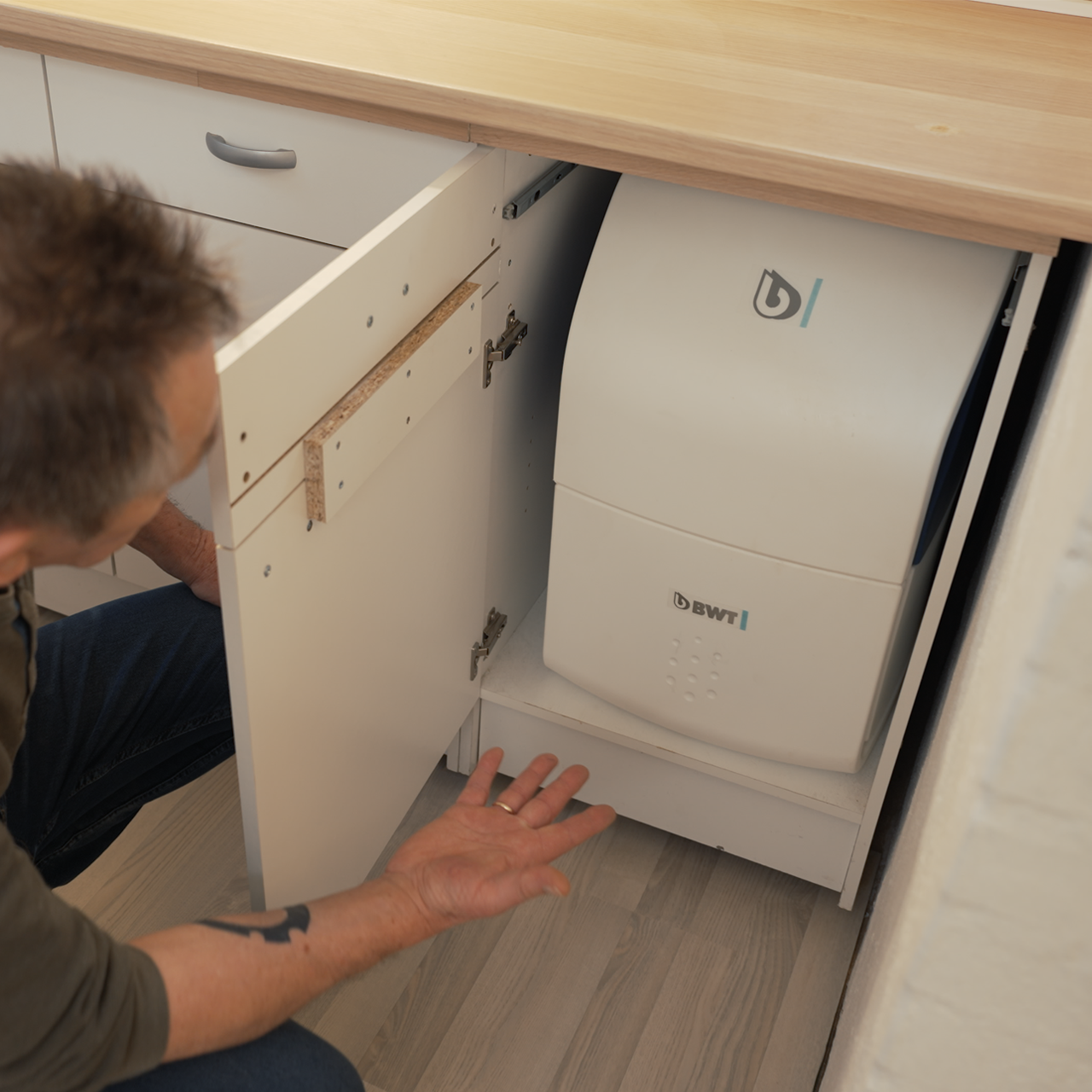 Sådan passer Alex og Dorte på deres nyrenoverede hus med BWT-anlæg