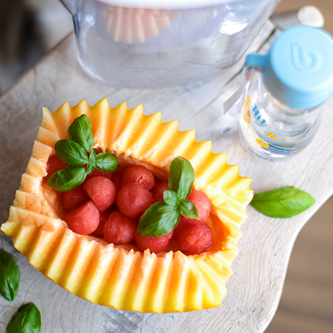 Wasser mit Melonenkugeln