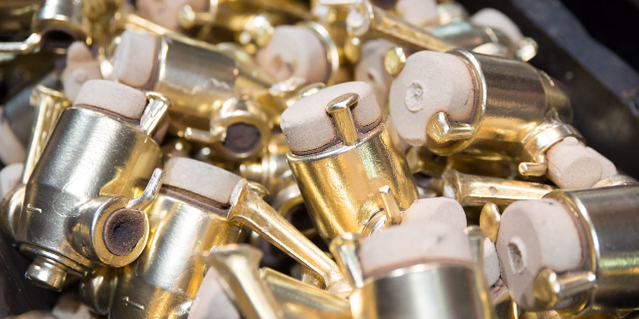 Mondseer Armaturen Closeup groß