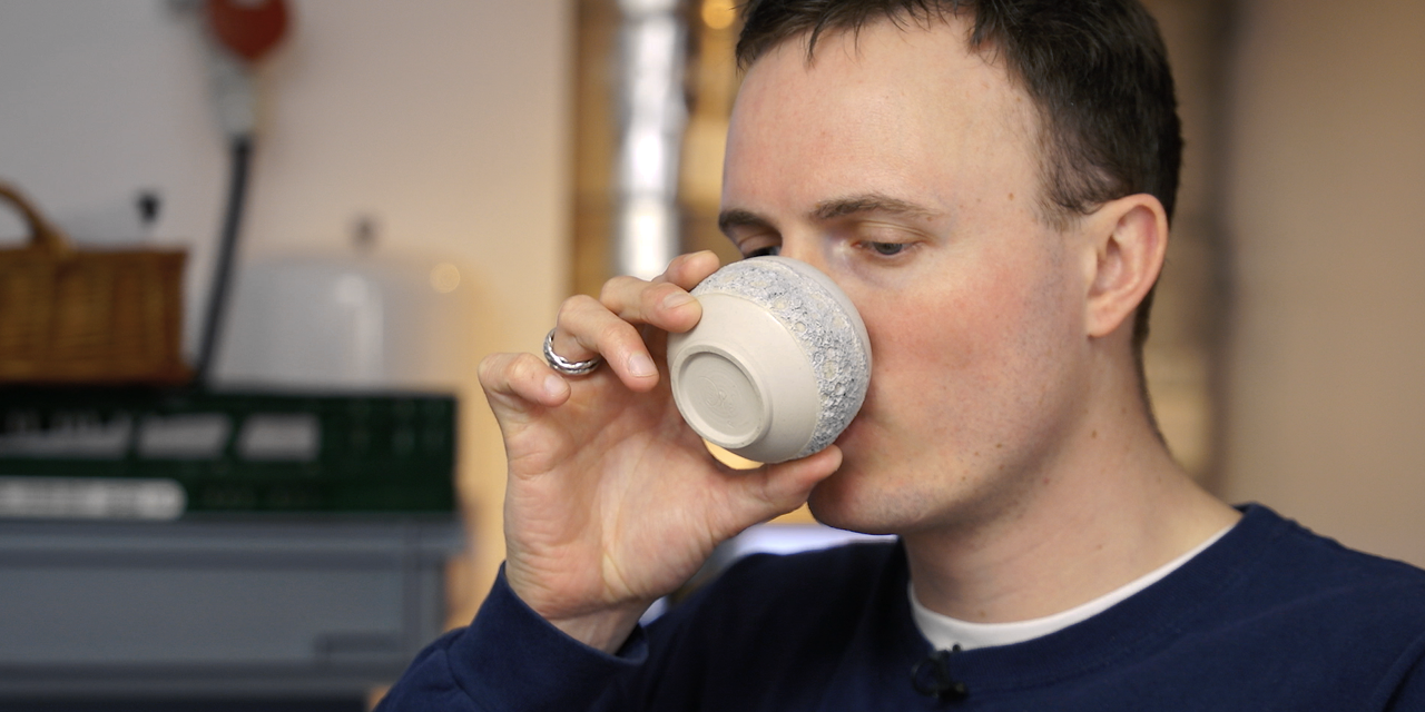 kaffen og vandets kvalitet kontrolleres