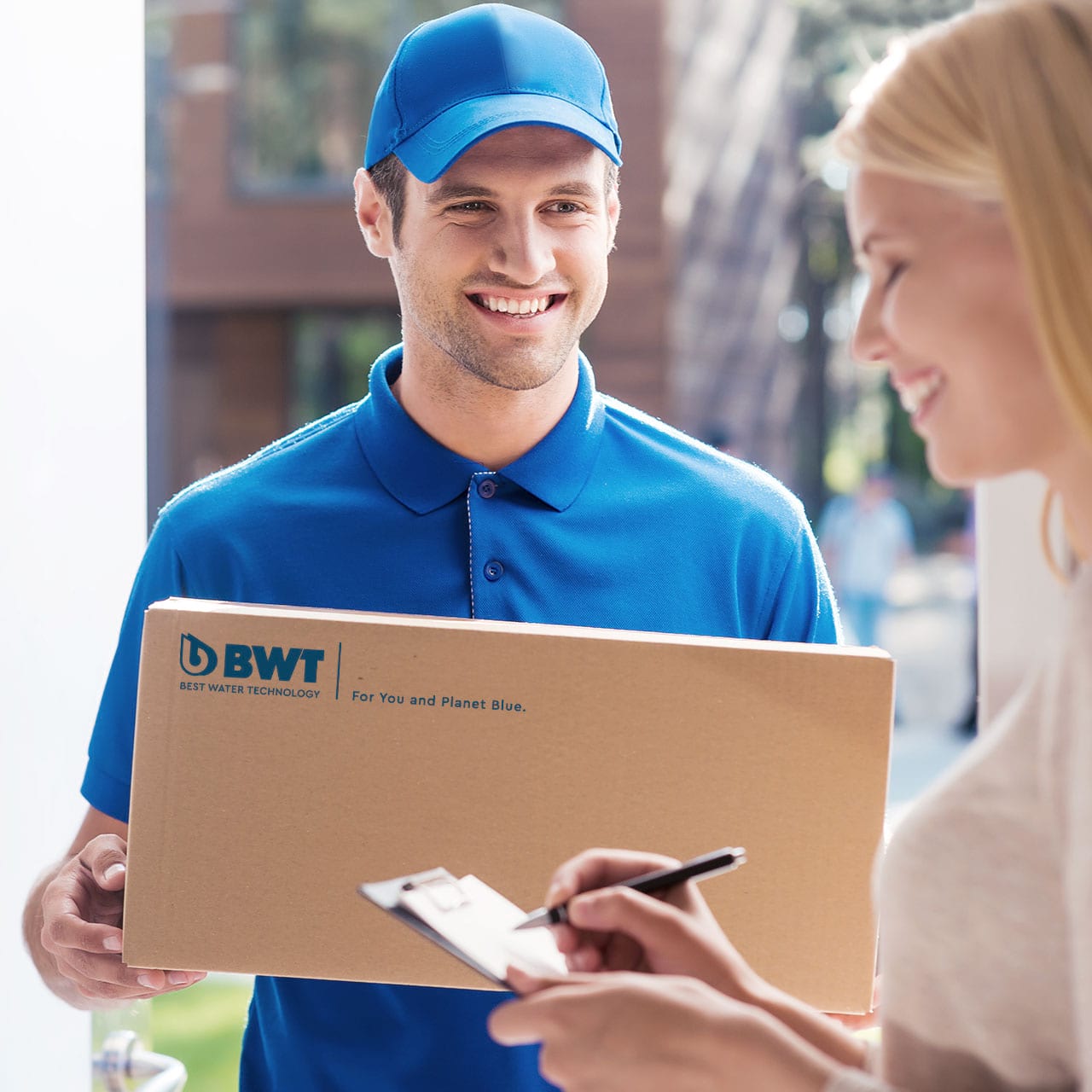 Lieferung und Versandkosten