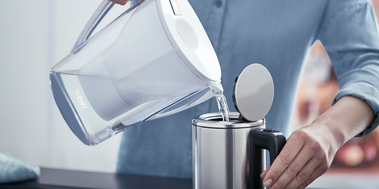 Bouilloire de table avec filtre à eau