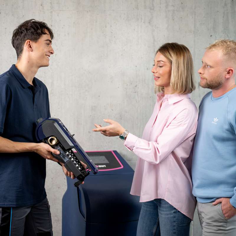 Un installateur BWT répond de manière compétente à toutes les questions concernant le traitement de l'eau.