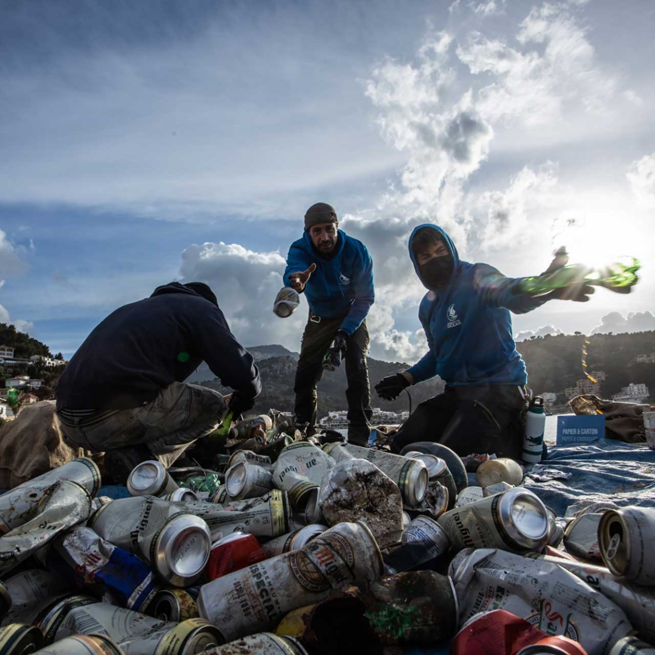 Ramassage des déchêts sur la plage
