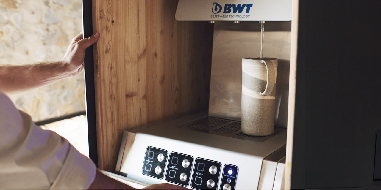 contrada bricconi, dispenser