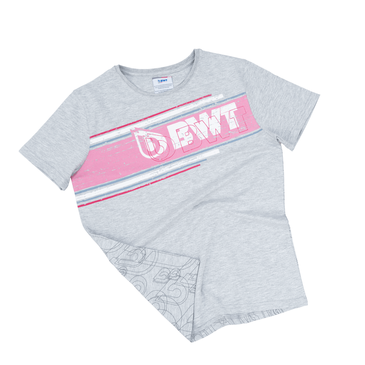BWT Lifestyle Camiseta hombre gris con logo BWT blanco sobre fondo rosa