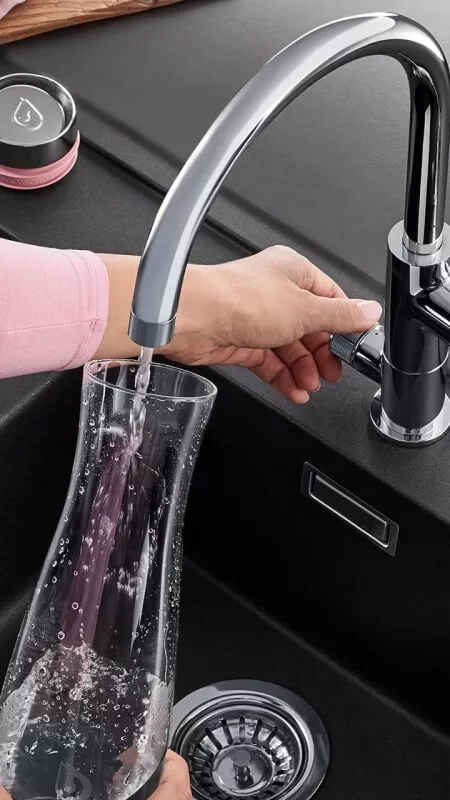 Tap with BWT Filter and Glass Carafe
