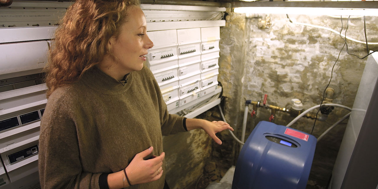 Caroline og Anders fikk installert et kalkfilter for å få kalkfritt vann