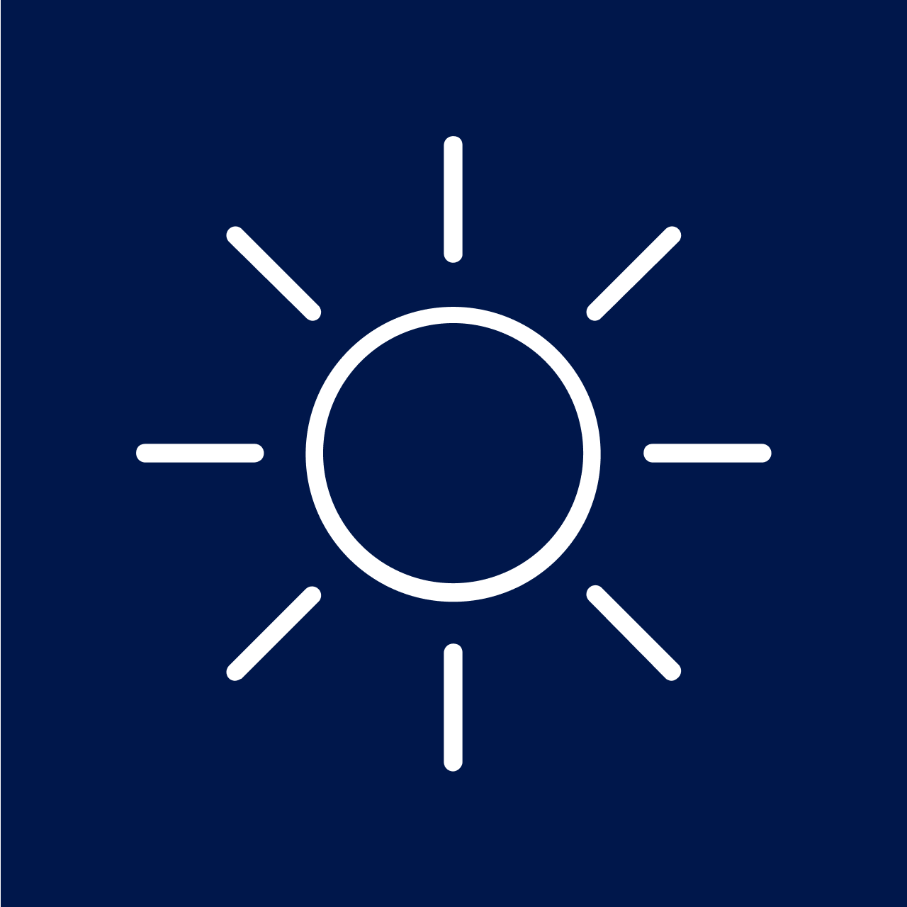 Ett glänsande rent badrum 