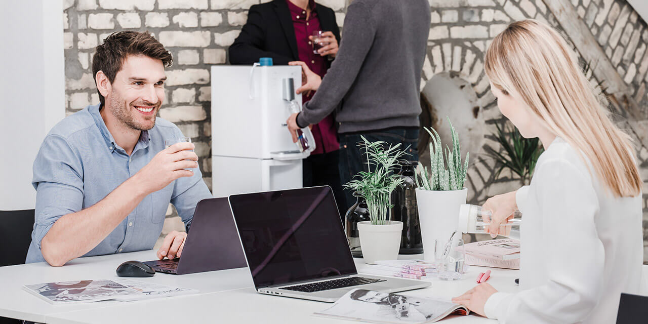 Wasserspender im Büro