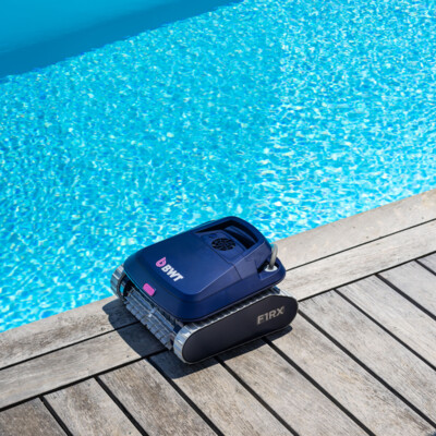 BWT Poolrobot F1RX next to a pool