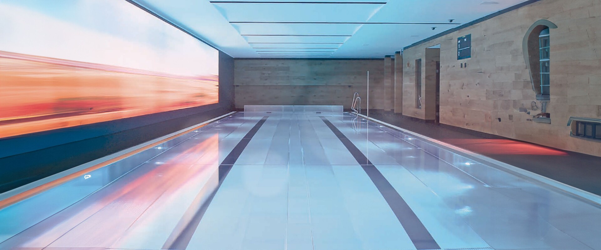 Commercial-Pool-Cleaners-Hero